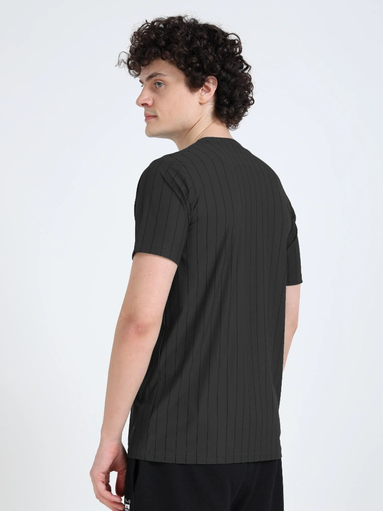 Men’s Athleisure Round Neck T-Shirt - Black